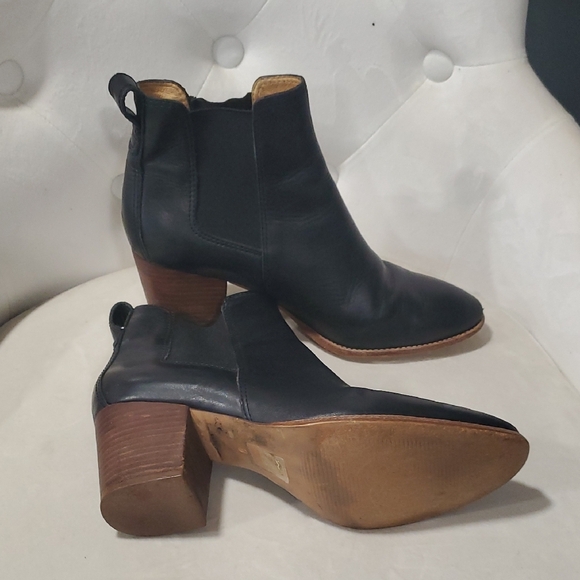 Flawed Madewell  Ankle Booties - Picture 11 of 14